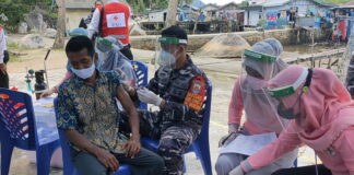 Lanal Tarempa Bersama Pemda Anambas Gesa Percepatan Vaksinasi di Pulau Sulit Dijangkau
