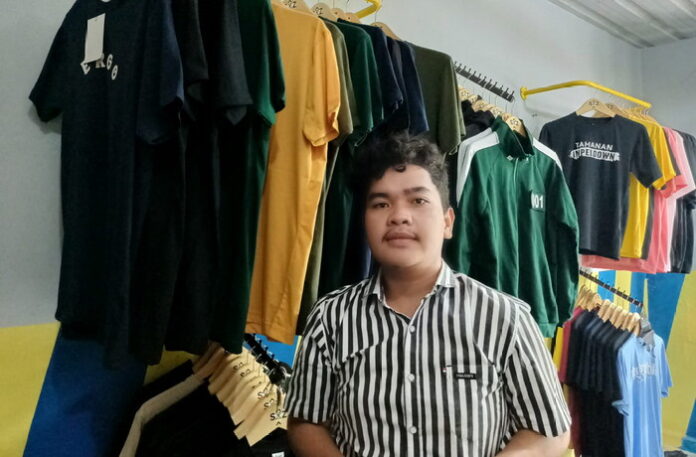 1638014573-picsay
