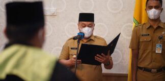 Bupati Lingga Harap Komisaris Baru, Direktur Baru BUMD Pt Pembangunan Selingsing Mandiri Mampu Bawa Semangat Baru