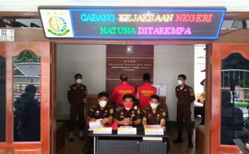 Kacabjari Tarempa Tahan Dua Tersangka Dugaan Korupsi Dana Hibah FPK Anambas Tahun 2020