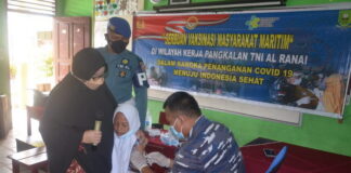 Lanal Ranai Gesa Serbuan Vaksinasi Maritim SD di Natuna