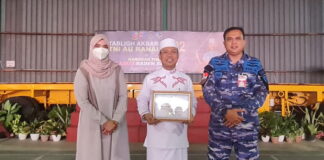 Ceramah Ustadz Das’ad Latif di Lanud Raden Sadjad