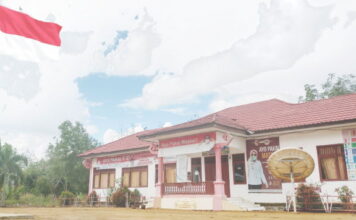 Camat Meraksa Aji, Diduga Punya Bendahara Pribadi Dalam Pembuatan SPJ Dana Rutin