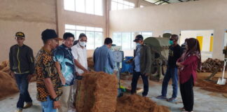 Disperindagkop Lingga Kembali Akan Operasikan Sentra Kelapa