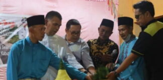 Ketua DPRD Natuna Hadiri Peresmian Jalan Hotmix Desa Selemam