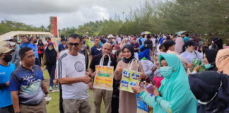 Bupati Natuna Buka Geo Sport dan Bazar di Pantai Piwang