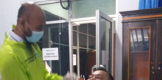 Tekan Penyebaran Covid-19, Diskominfo Lampura Tes Swab Antigen Para Pegawai