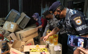 Cegah Penimbunan, DKUMPP Anambas Sidak Minyak Goreng
