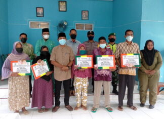 Babinsa Koramil 04/Letung Dampingi Penyaluran BLT – DD Desa Sunggak