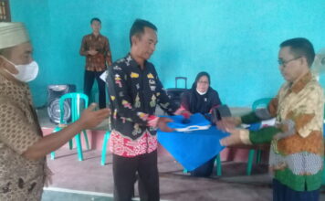 Serahterima Jabatan Kepala Kampung Kekatung Priode 2017-2022 Kepada PJ Sekcam Dente Teladas