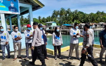Percepatan Vaksinasi, Waka Polres Lingga Sambangi Perangkat Desa di Kecamatan Kepulauan Posek