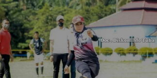 Sambut HUT Tuba Ke-25, Winarti Buka Turnamen Sepak Bola Bupati Cup