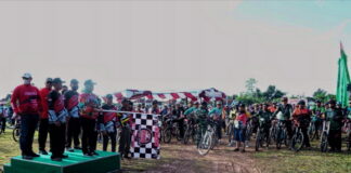 Bupati Winarti Buka Lomba Gowes Sepeda di Ethanol Unit 2 Banjar Agung