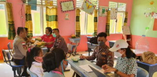 SatPolair Polres Anambas Bersama Pukesmas Siantan Selatan Gelar Vaksinasi Jangkau Pulau