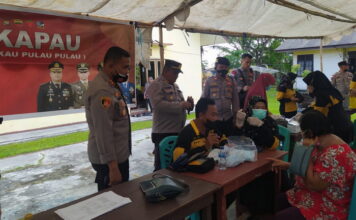 Polres Natuna Terus Bergerak Bawa Program ‘Nasi Kapau’ Jangkau Pulau-pulau