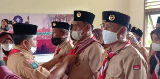 Wan Zuhendra Lantik Kwatir Ranting Gerakan Pramuka Siantan Utara