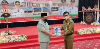 Daeng Amhar Titip Jalan Batubi Ke Gubernur Kepri Agar Diperbaiki