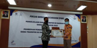 Tuba Terima Predikat Ke-2 Pengelolaan DD Tahun 2021 Se-Provinsi Lampung