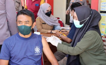 Polsek Bunguran Timur Buka Gerai Vaksin Untuk Masyarakat Perbatasan
