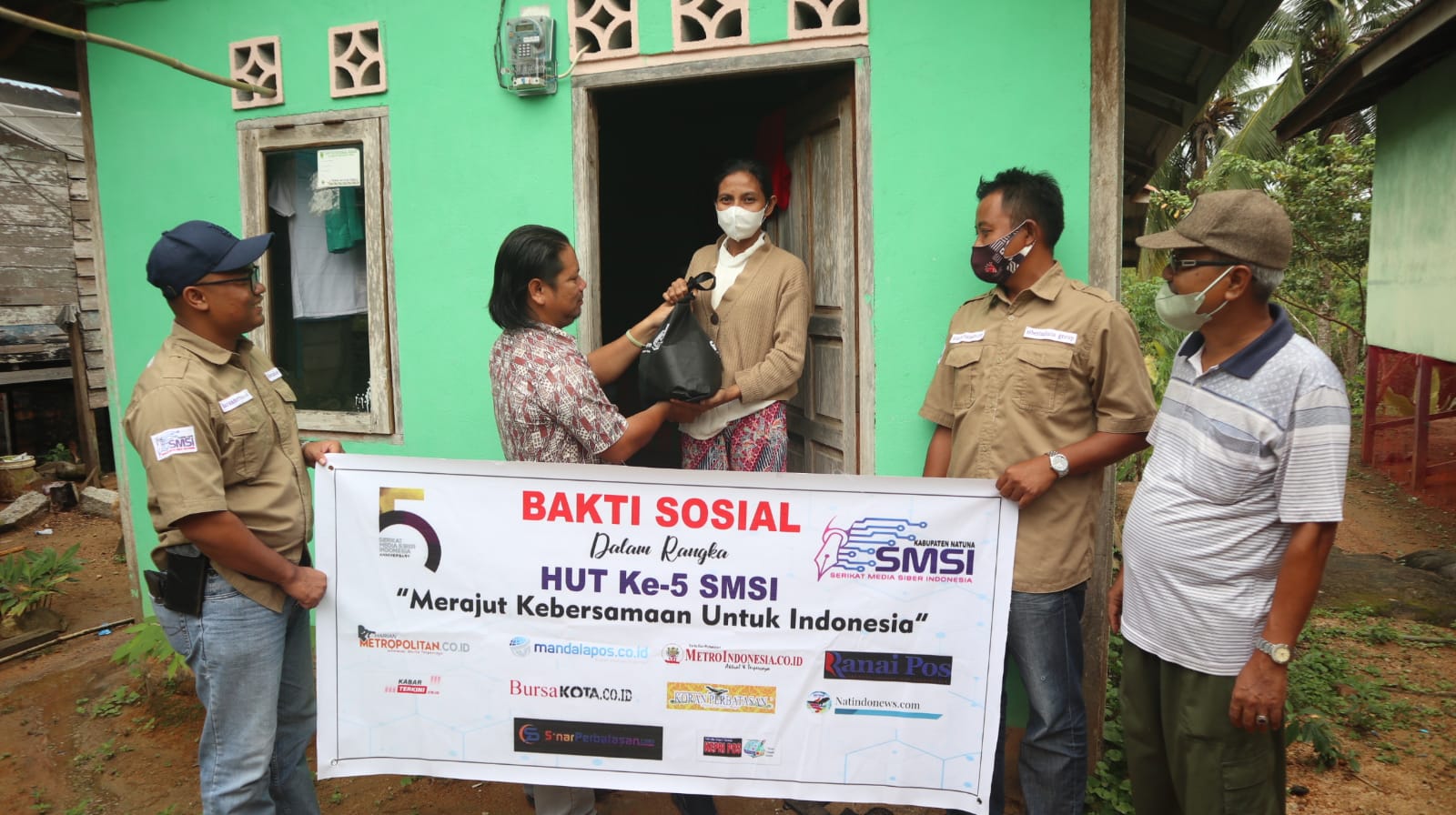 Peduli Sesama di HUT Ke-5 SMSI