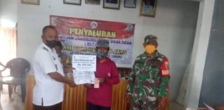 Kepala Kampung Pasiran Jaya Salurkan BLT Dari Dana Desa Tahap Pertama Tahun 2022