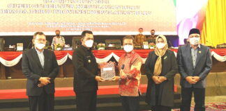 Gubernur Kepri Sampaikan LKPJ Tahun 2021