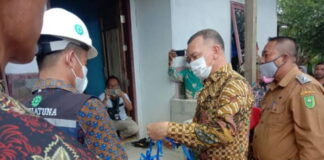 Wabup Natuna Resmikan Listrik Kampung Saka Kempa Sungai Ulu