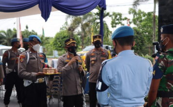 HUT TNI AU Ke-76, Kapolres Tanjungpinang Berikan Kejutan di Mako Lanud RHF