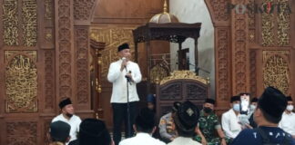 Umar Ahmad Berikan Bantuan Dana Hibah Untuk Rumah Ibadah dan Lansia