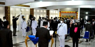Sekda Lampura Lantik Pejabat Administrator dan Pengawas