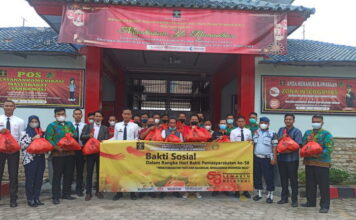 Rutan Kelas II B Menggala dan Awak Media Bersinergi Bagikan Sembako