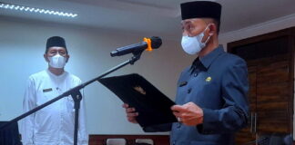 Sekda Kepri Adi Prihantara Lantik 8 Pejabat Fungsional