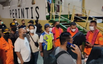 Ketua Komisi I DPRD Natuna Tinjau Arus Mudik