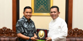 Gubernur Ansar Sambut Danlantamal IV Tanjungpinang yang Baru