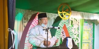 Ramadhan Pertama, Bupati dan Wabup Anambas Sholat Tarawih di Masjid Agung Baitul Makmur