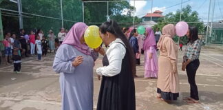 Permainan Rakyat Meriahkan Idul Fitri di Desa Mamut