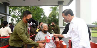 Sukacitanya Warga Tampaksiring Bertemu Presiden Jokowi