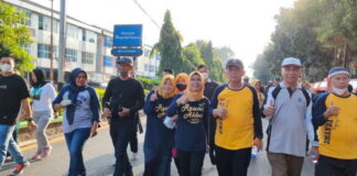 Gubernur Ansar Lepas Jalan Santai Reuni Alumni SMAN 2 Tanjungpinang