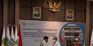 Ketua DPRD Natuna Hadiri Penyerahan LHP LKPD dari BPK Kepri