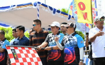 Gubernur Ansar Buka Kejurnas Drag Bike Region Sumatera