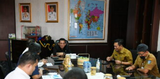 Gubernur Ansar Terima Audiensi Pejabat Baru dan Lama GM PLN WRKR