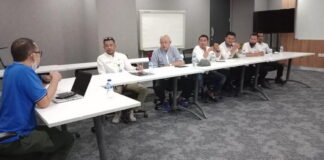 Bahas Desa Susah Signal, Kadis Kominfo Lingga Kunjungi Telkomsel Batam