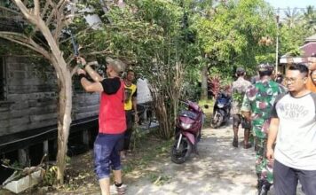 Pihak Kecamatan Gelar Goro Bersama Masyarakat Bersihkan Lingkungan Sekitar