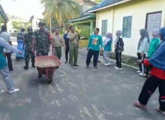 Koramil 07/Palmatak Gelar Senam Bersama dan Goro Sabtu Bersih