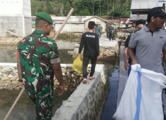 Babinsa Koramil 07/Palmatak Gelar Senam Bersama dan Giat Sabtu Bersih