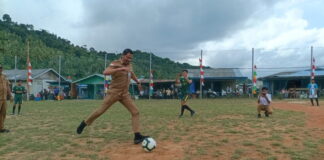 Sekda Anambas Buka Turnamen Sepak Bola HUT Karang Taruna Ke VII Desa Pesisir Timur