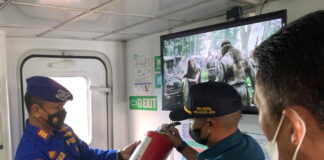 Satuan Polisi Airud Polres Lingga Bersama Syahbandar Lakukan Pemeriksaan Kelayakan Alat Keselamatan Kapal