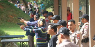 Lomba Menembak TNI – Polri dan Awak Media Hari Bhayangkara Ke-76