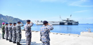 Prajurit Lanal Ranai Sambut KRI Teluk Amboina – 503, Dalam Rangka Mendukung Operasi Satgas Pengamanan Pulau Terluar
