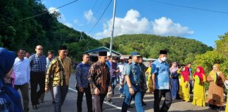 Bupati Anambas Buka Stand Bazar Kuliner BUMDes Wisata Indah Desa Temburun